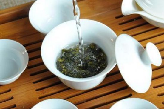 各類(lèi)茶的注水方式，不同的茶泡茶時(shí)怎么注水