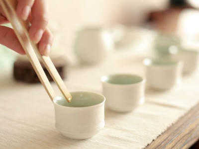 鐵觀音的泡法，水溫100°C最佳第一泡不能喝