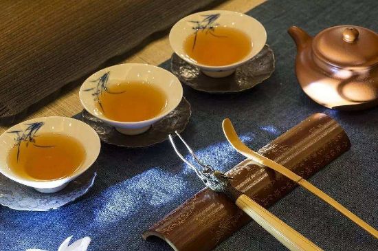 哪些茶適合泡功夫茶，功夫茶應(yīng)該配什么茶葉