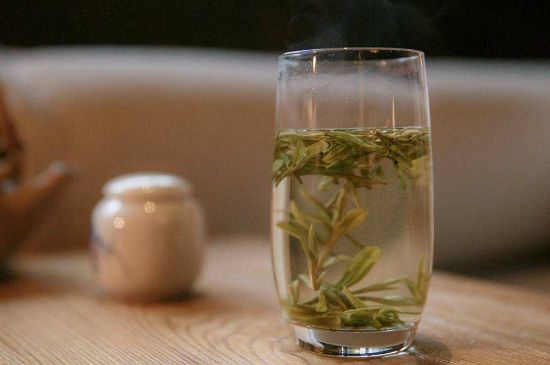 冷泡茶用什么茶葉最好，什么樣的茶適合冷泡？