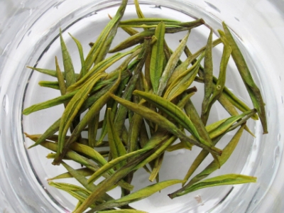 安吉白茶的功效與作用，簡單概括安吉白茶功效