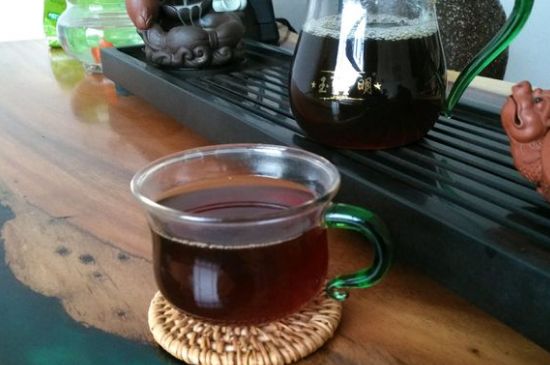 正常下一斤茶葉能喝多久，一個人一般一個月喝多少茶葉