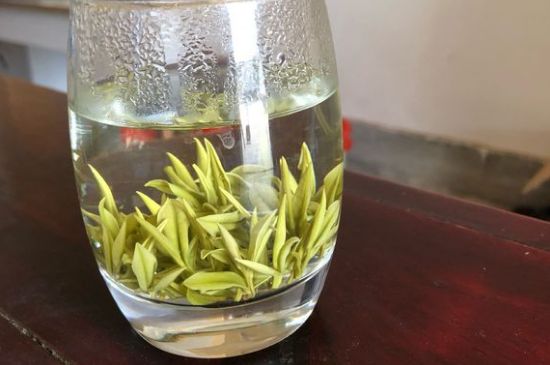 安吉白茶夏天怎么保存，安吉白茶能冷凍儲(chǔ)存嗎？