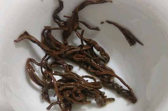 茶葉過期5年了但沒開封，茶葉放久了能喝嗎
