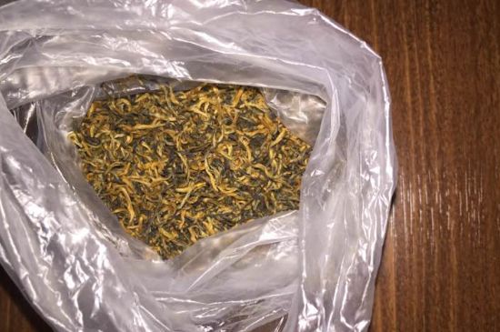 金駿眉染色鑒別帶圖，金駿眉染色如何分辨