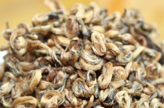 茶葉可以放冰箱嗎，茶需要放冰箱保存嗎