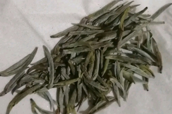 過(guò)期茶葉的八大妙用，過(guò)期的陳茶葉還能干什么用？