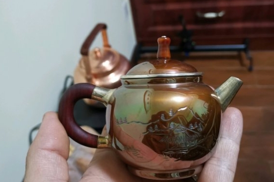 常見的七大材質(zhì)的茶具優(yōu)缺點(diǎn)，用什么材質(zhì)的茶具泡茶最好？