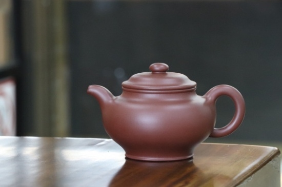 剛買的紫砂壺要怎么開壺養(yǎng)壺，<a href=http://www.silkroadstores.com/chaju/zisha/ target=_blank class=infotextkey>紫砂壺開壺</a>與養(yǎng)壺的方式方法