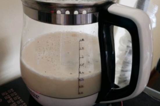 煮茶器和養(yǎng)生壺有什么區(qū)別，養(yǎng)生壺跟煮茶器哪個(gè)實(shí)用好用？