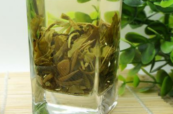 茉莉龍珠茶男人能喝嗎，男性夏季可以喝龍珠茶嗎