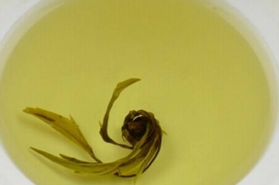 茉莉龍珠茶男人能喝嗎，男性夏季可以喝龍珠茶嗎