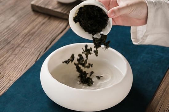 茶洗與茶盂區(qū)別圖片，怎樣使用茶盂和茶洗