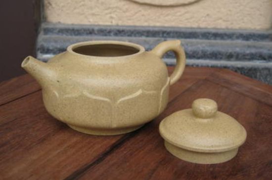 本山綠泥怎么分辨真假，真正的本山綠泥紫砂壺怎么鑒別？