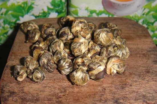 茉莉龍珠一次泡幾顆，茉莉龍珠一一杯放幾顆