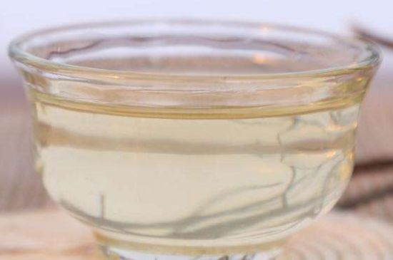 茉莉龍珠什么季節(jié)喝，夏天適合喝茉莉龍珠茶