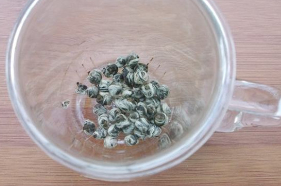 茉莉龍珠茶男人能喝嗎，男性夏季可以喝龍珠茶嗎