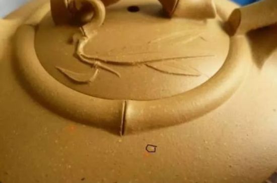 本山綠泥紫砂壺小黑點多嗎，真正本山綠泥會吐黑嗎？