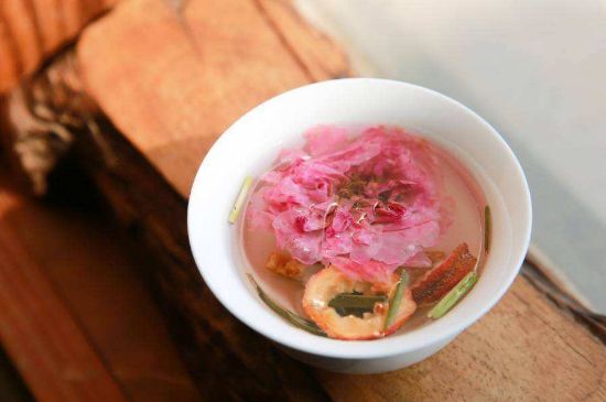 玫瑰花的最佳搭配，喝玫瑰花茶搭配什么喝好？