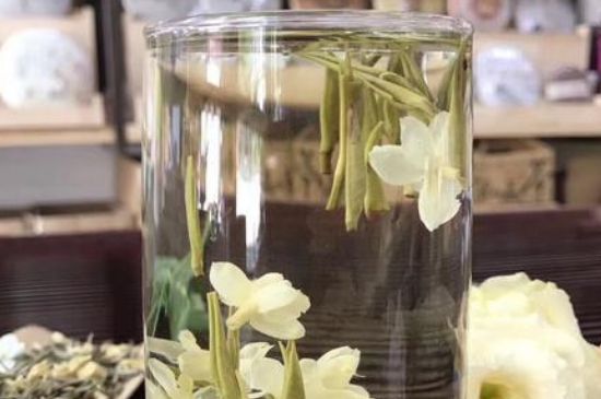 茉莉龍珠保質(zhì)期多長時間，茉莉龍珠茶放幾年了還能喝嗎？