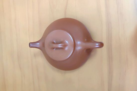 正宗紫砂壺多少錢一套，一套正宗宜興紫砂壺什么價格