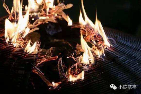 怎樣炭焙巖茶？揭秘武夷巖茶的炭焙技藝