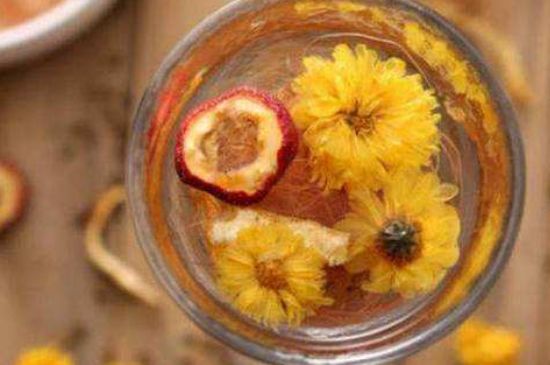 祛濕氣雙花茶，喝什么花茶祛濕氣排毒養(yǎng)顏