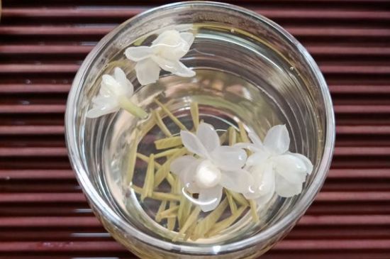 茉莉泡水禁忌，喝茉莉茶葉有什么禁忌