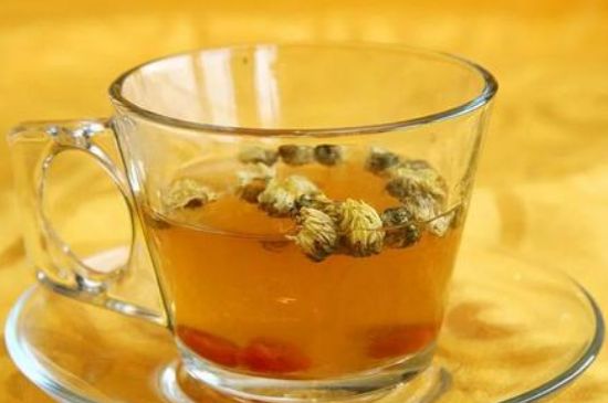 菊花茶的最佳搭配有哪幾樣，菊花茶和什么搭配喝效果好？