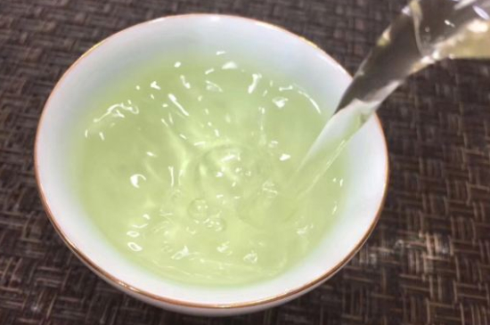 什么茶葉喝起來超級香，什么茶泡出來滿屋濃香?