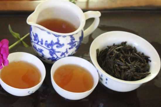 大紅袍四大品種有哪些，大紅袍的種類和著名品種特點(diǎn)介紹