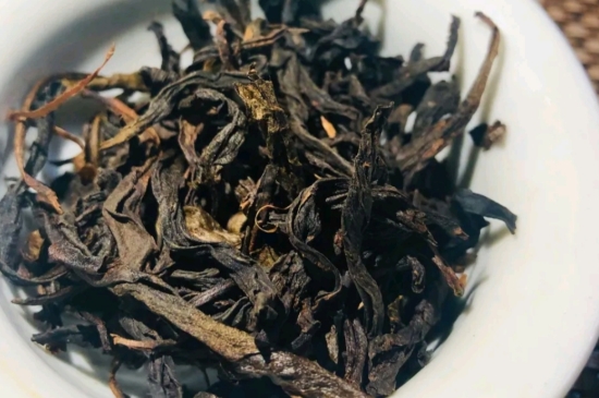 長期喝巖茶會上火嗎？巖茶這樣喝了容易上火！