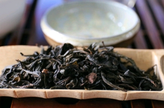 長期喝巖茶會上火嗎？巖茶這樣喝了容易上火！