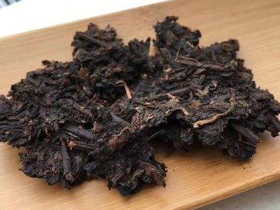 黑茶的功效與作用，長(zhǎng)期喝黑茶有什么功效？