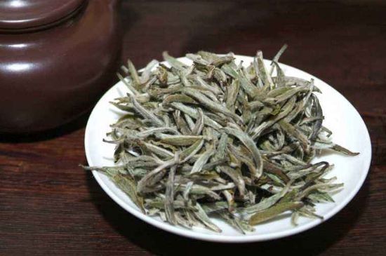 什么人不能喝白茶，白茶不宜什么人喝？