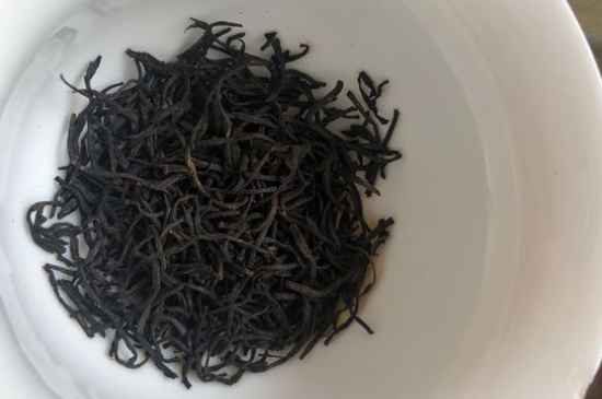 正山小種第一泡要倒掉嗎，正山小種能沖幾泡