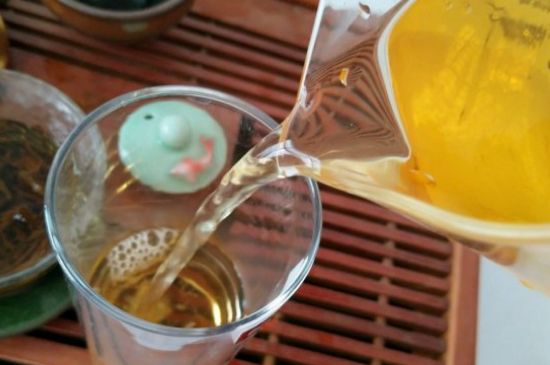 經(jīng)期喝紅茶有什么壞處，女性經(jīng)期可以喝紅茶嗎