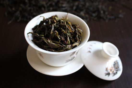 鋸朵仔跟鴨屎香哪個貴，鋸朵子和鴨屎香哪個好喝？