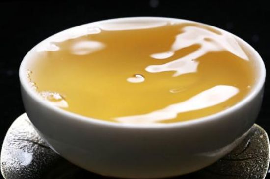 綠茶加重濕氣？濕氣體質(zhì)寒的人能喝綠茶嗎