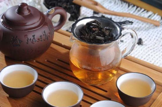 母樹大紅袍給誰喝了，為什么母樹大紅袍叫三棵六株？