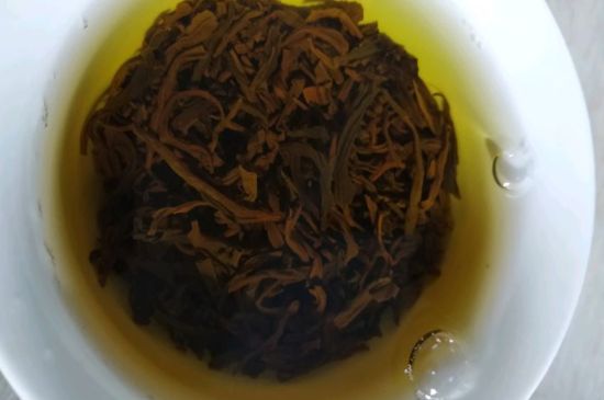 正山小種很細還很黑亮，正山小種越細越好嗎