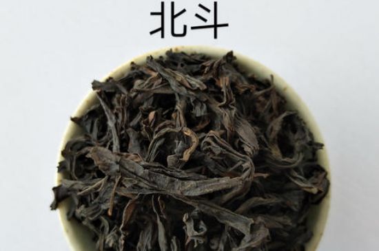 大紅袍四大品種有哪些，大紅袍的種類和著名品種特點(diǎn)介紹