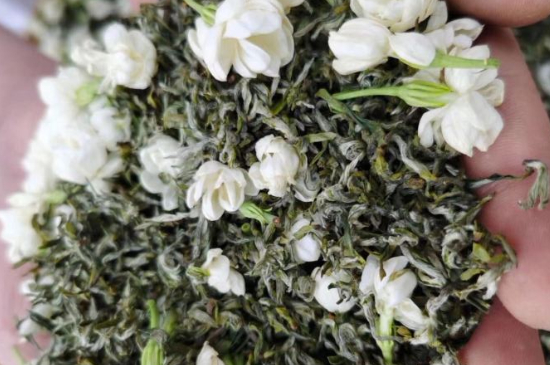 什么茶葉喝起來超級香，什么茶泡出來滿屋濃香?