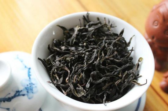 鋸朵仔跟鴨屎香哪個貴，鋸朵子和鴨屎香哪個好喝？