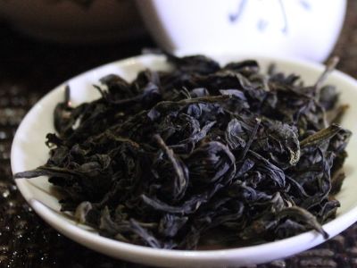 大紅袍好還是白茶好，福鼎白茶和大紅袍哪個貴？