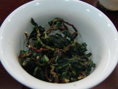 鐵觀音毛茶茶梗可以泡水喝嗎，鐵觀音帶梗是不是好茶？