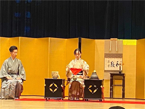 以茶為媒增進(jìn)文化交流 日本茶道里千家講習(xí)會(huì)在沈陽舉行